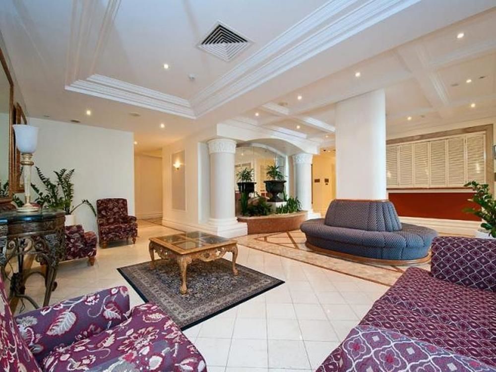 Broadbeach Holiday Apartments Guldkusten Exteriör bild